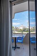 Hotel Alex