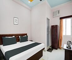 OYO 828246 Hotel Shahi Mahal
