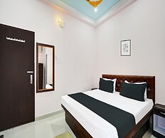 OYO 828246 Hotel Shahi Mahal
