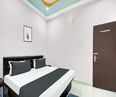 OYO 828246 Hotel Shahi Mahal
