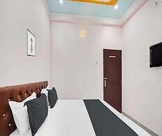 OYO 828246 Hotel Shahi Mahal