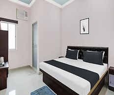 OYO 828246 Hotel Shahi Mahal