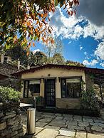 Avenida Snowcap Retreat