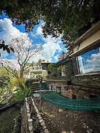 Avenida Snowcap Retreat