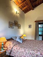 Avenida Snowcap Retreat