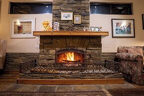 Avenida Snowcap Retreat