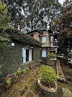 Avenida Snowcap Retreat