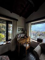 Avenida Snowcap Retreat