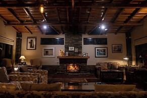 Avenida Snowcap Retreat
