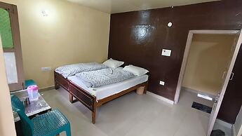Hotel Ganga shree