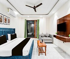 Hotel O Sector 18 Noida