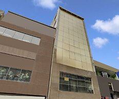 Hotel O Sector 18 Noida