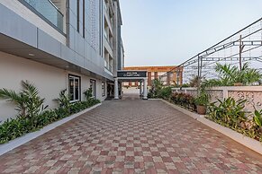 Treebo Premium Pine Tree Courtyard