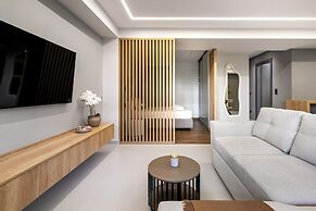 Clavé - Deluxe Studio in Athens