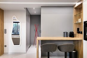 Clavé - Deluxe Studio in Athens