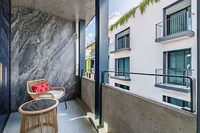 Jacuzzi Terrace Pool at Savoy Insular