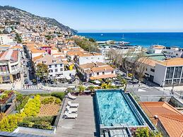 Terrace Grill Pool at Savoy Insular