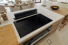 Upscale 3BR Maid Near Dubai Mall