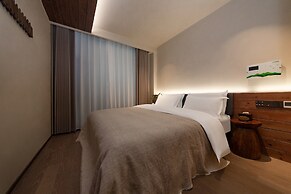 Shangri-La Homestay Designer B&B
