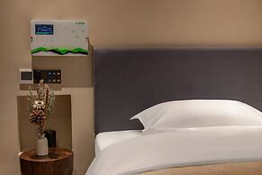 Shangri-La Homestay Designer B&B