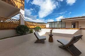 Shangri-La Homestay Designer B&B
