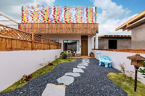 Shangri-La Homestay Designer B&B