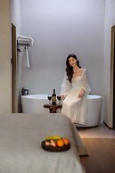 Shangri-La Homestay Designer B&B
