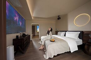 Shangri-La Homestay Designer B&B