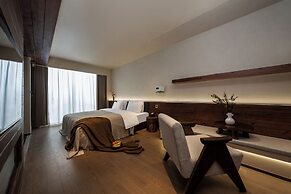 Shangri-La Homestay Designer B&B