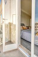 Modern & Spacious 3BD Apt With Terrace