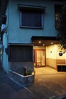 YADOYA GONDO aioi