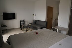 House of Harmony Suites