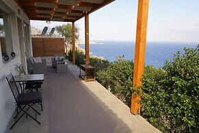 House of Harmony Suites