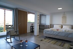 House of Harmony Suites