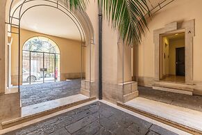 Foro Romano Luxury Flat