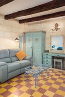 Traditional Townhouse - Rooftop Terrace