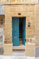 Traditional Townhouse - Rooftop Terrace