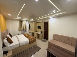 HOTEL VALENTINES