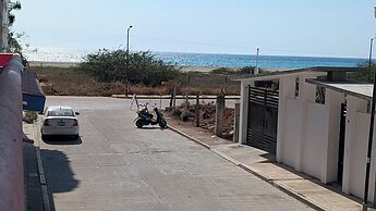 Kaia Beach Hotel