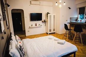 OldTown Suites Smârdan - Pumo Properties