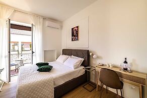 Marty Suites Luxury Rooms