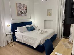 Marty Suites Luxury Rooms