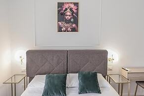 Marty Suites Luxury Rooms