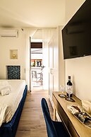 Marty Suites Luxury Rooms
