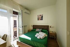Marty Suites Luxury Rooms