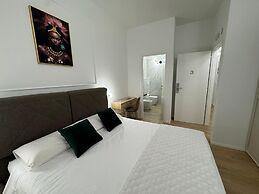 Marty Suites Luxury Rooms