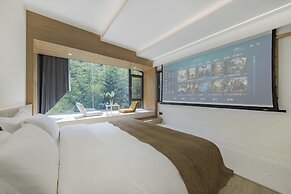 Qingcen Manor