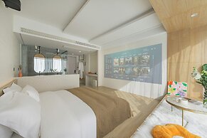 Qingcen Manor