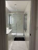 London 1 bed Luxe Flat Ilford Beautiful