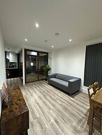London 1 bed Luxe Flat Ilford Beautiful